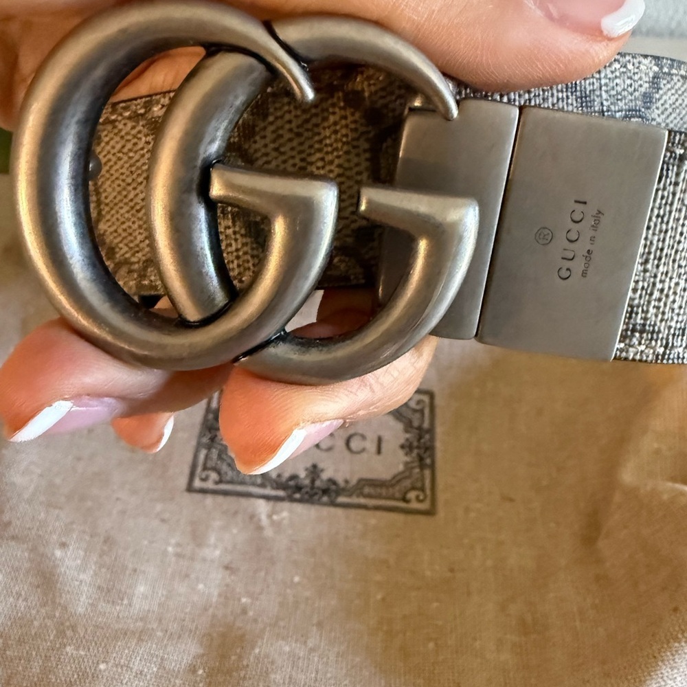 Gucci GG Marmont reversible belt Black and Gray with Iconic GG Buckle women’s‎ - Picture 2 of 6